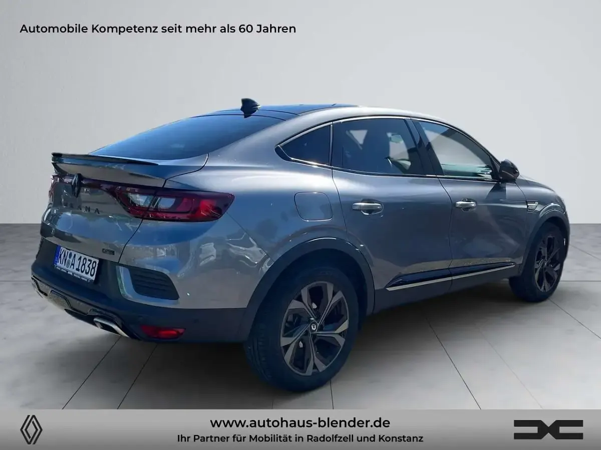 Gebraucht Renault Arkana Engineered 143 PS (105 kW) 2023 Graphitgrau metallic SUV