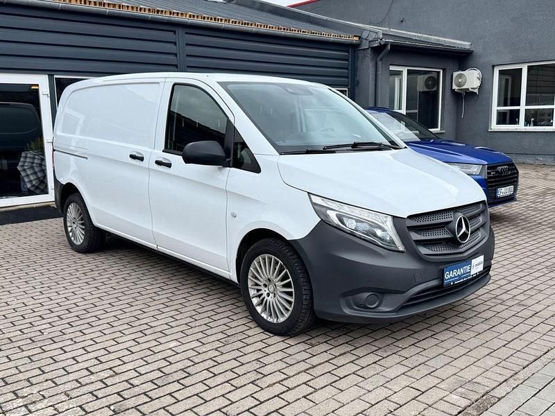 Gebraucht Mercedes Vito 190 PS (139 kW) 2015 Weiß Van