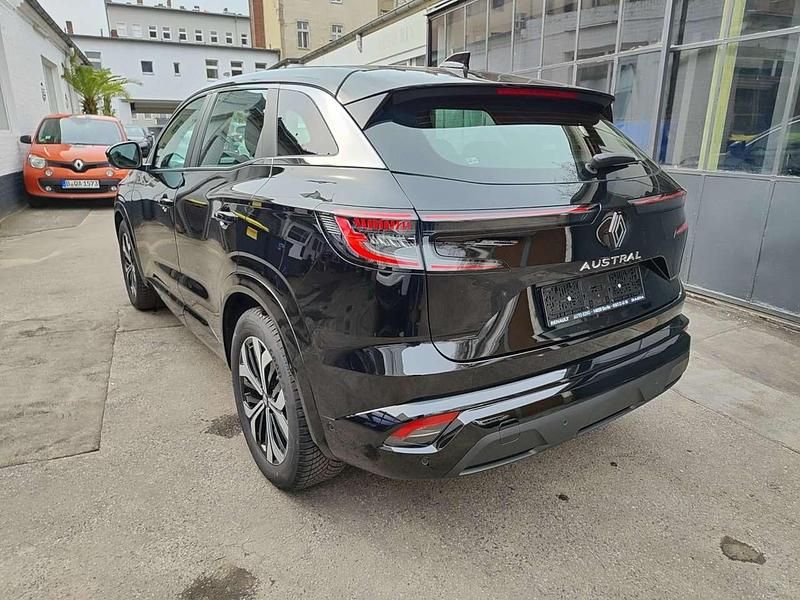 Gebraucht Renault Austral Evolution 158 PS (116 kW) 2025 Sternenschwarz SUV