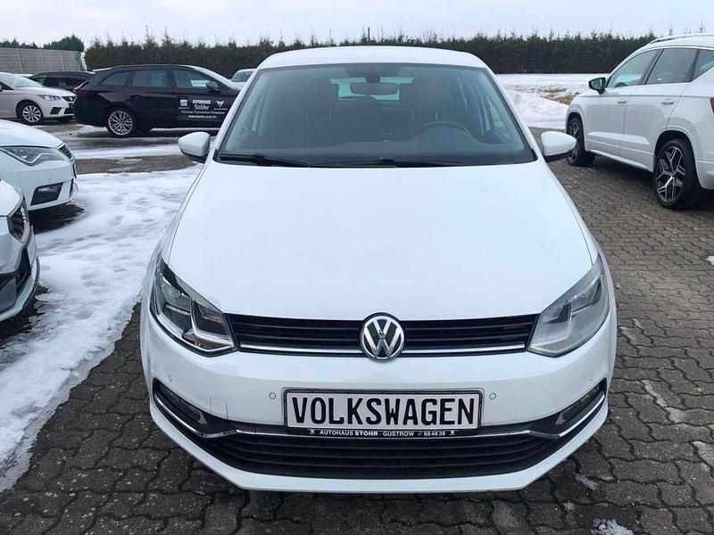 Gebraucht VW Polo Allstar 75 PS (55 kW) 2016 Pure white Kleinwagen