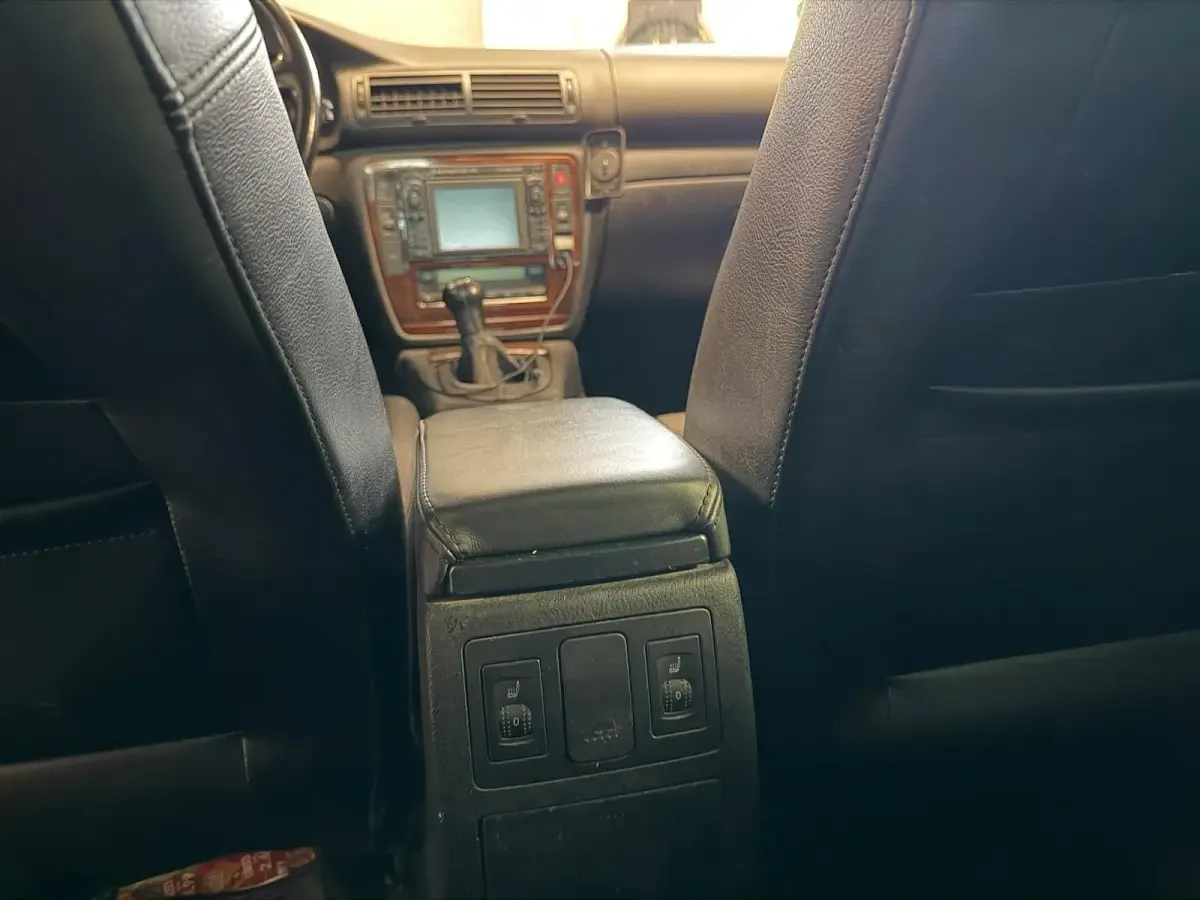 Gebraucht VW Passat Highline 150 PS (110 kW) 2003 Blau Kombi