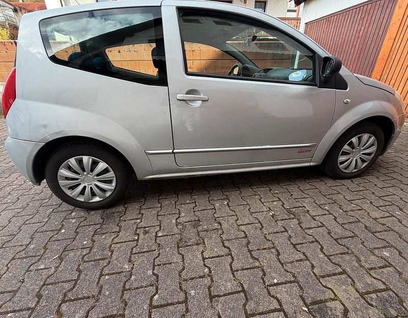 Gebraucht Citroën C2 60 PS (44 kW) 2006 Silber Kleinwagen