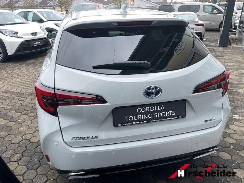 Neu Toyota Corolla 141 PS (103 kW) 2025 Grau Kombi