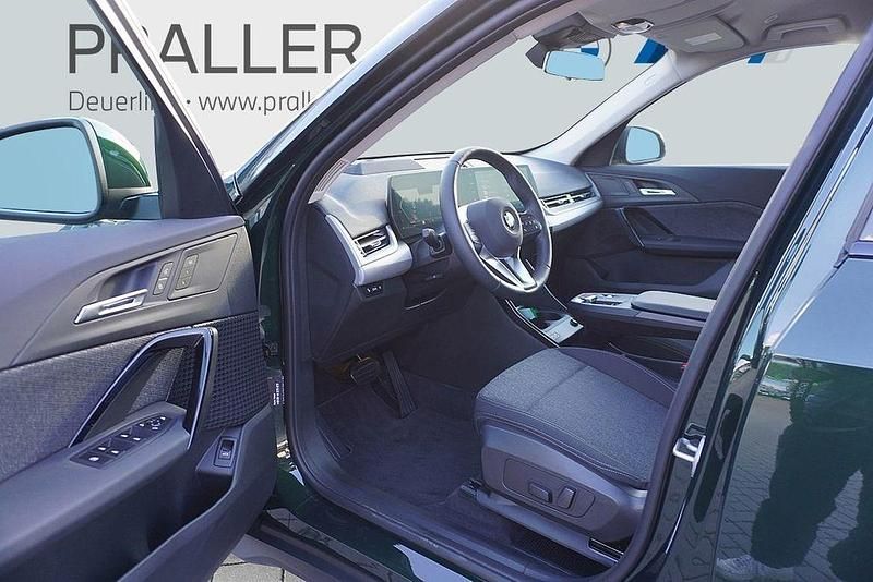 Gebraucht BMW X1 Efficient Dynamics 156 PS (114 kW) 2025 Grün SUV
