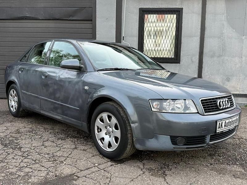 Second-hand Audi A4 131 CP (96 kW) 2002 Gri Berlinǎ