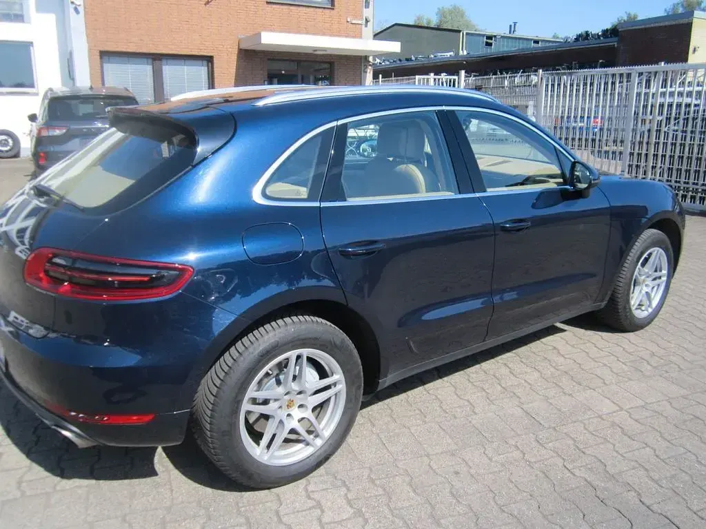 Gebraucht Porsche Macan 258 PS (189 kW) 2017 Blau SUV