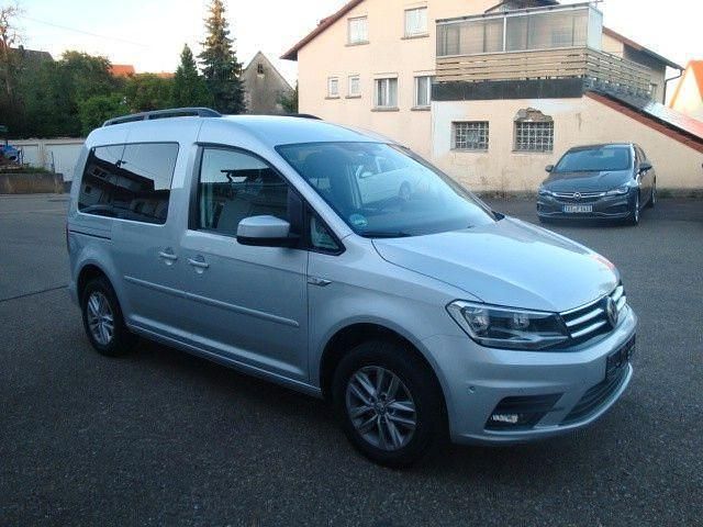 Silber Gebraucht 2016 VW Caddy Comfortline Van / Kleinbus | 14.500 € (Fairer Preis) - Bild 1/4