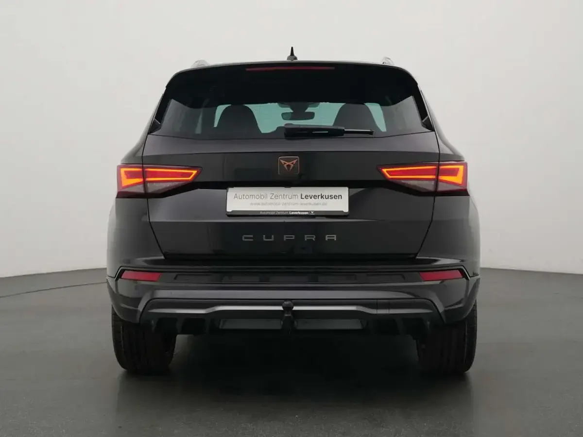 Second-hand Cupra Ateca 150 CP (110 kW) 2026 Negru SUV