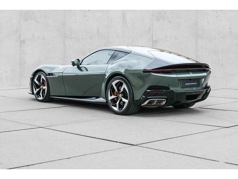 Gebraucht Ferrari 12 Cilindri 829 PS (609 kW) 2025 Verde toscana Coupé
