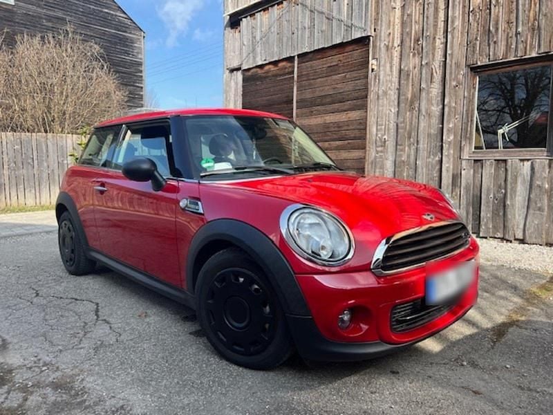 Gebraucht Mini ONE 75 PS (55 kW) 2013 Rot Kleinwagen