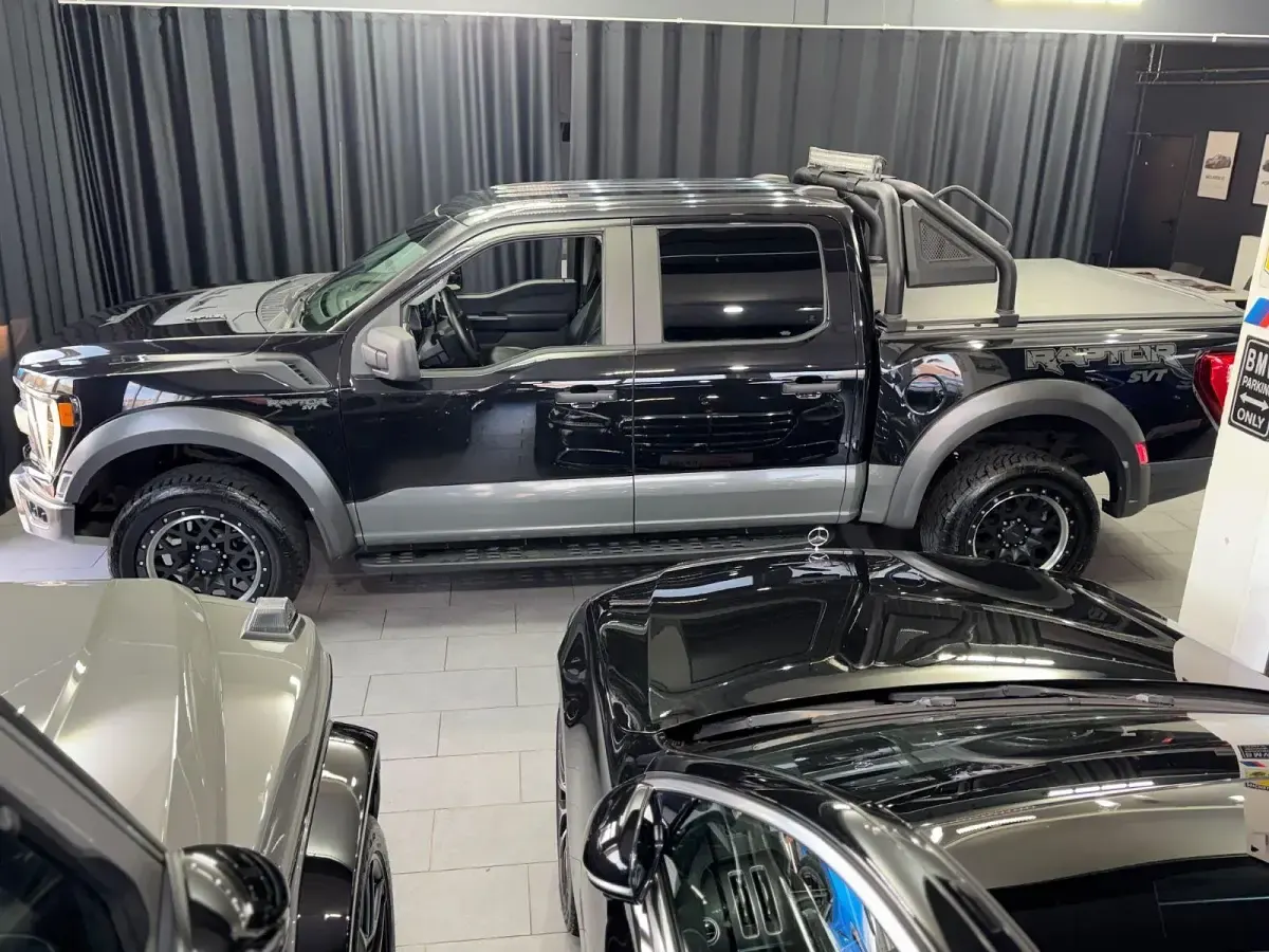 Gebraucht Ford F-150 Raptor 329 PS (241 kW) 2022 Schwarz Pickup
