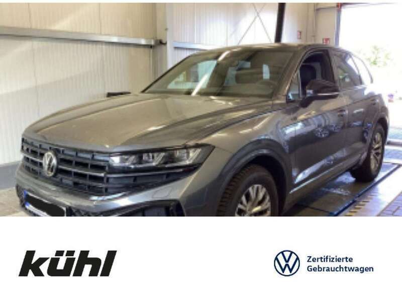 Siliziumgrau metallic Gebraucht 2024 VW Touareg IQ Drive SUV | 82.780 € - Bild 1/2