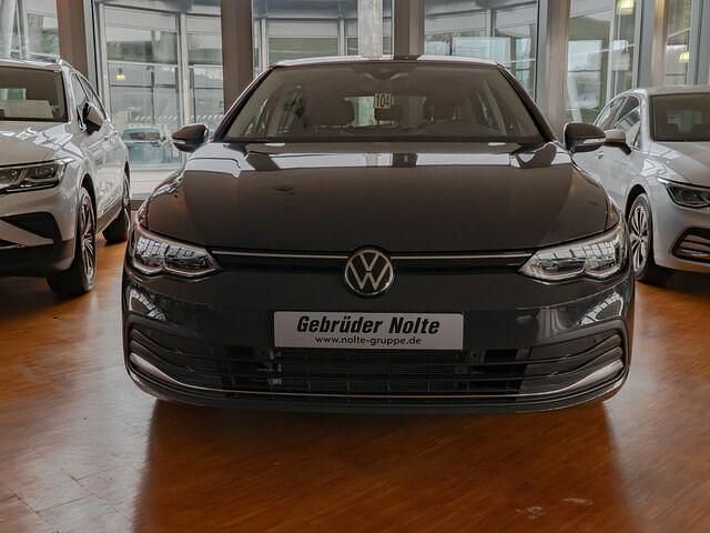 Gebraucht VW Golf VIII Move 110 PS (80 kW) 2024 Grau Kleinwagen