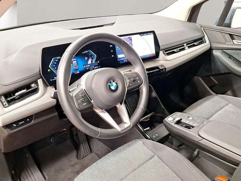 Gebraucht BMW 220 Active Tourer Efficient Dynamics 156 PS (114 kW) 2025 Grau Van / Kleinbus