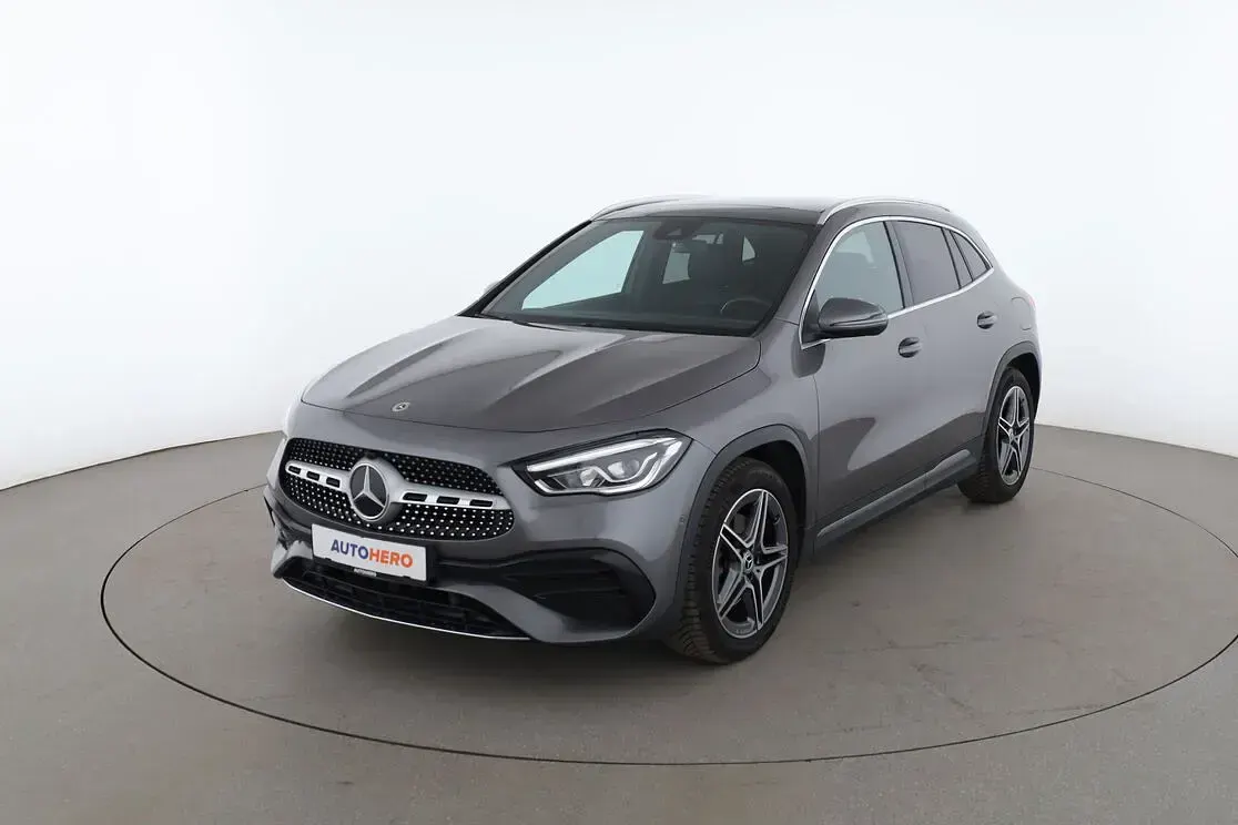 Gebraucht Mercedes GLA250 AMG line 224 PS (164 kW) 2022 SUV