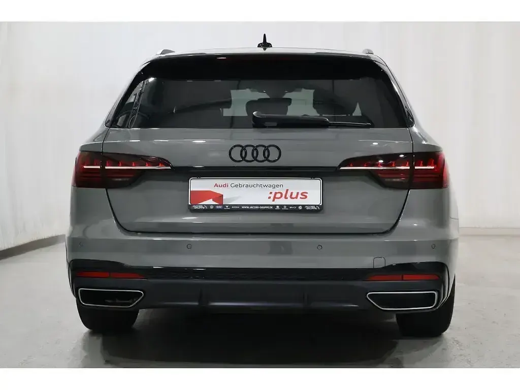 Usata Audi A4 S-Line 150 CV (110 kW) 2025 Grigio Berlina