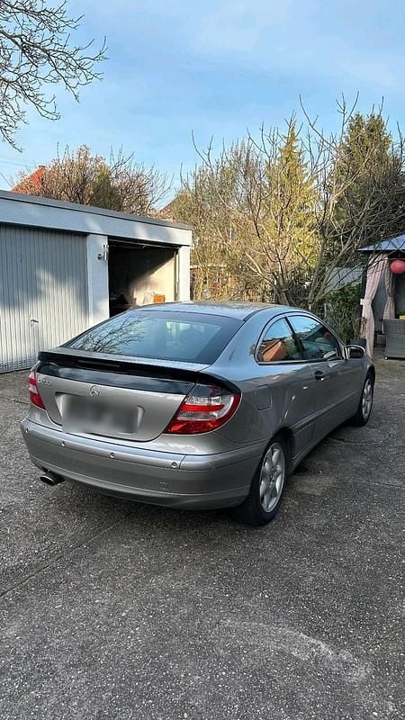 Gebraucht Mercedes C230 204 PS (150 kW) 2005 Grau Coupé