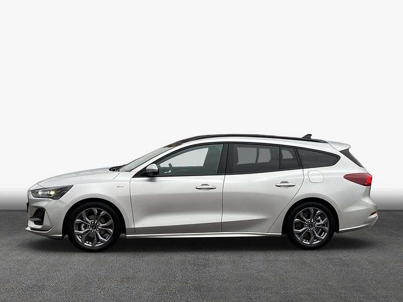 Gebraucht Ford Focus ST-Line X 155 PS (114 kW) 2024 Moondust silber metallic Kombi