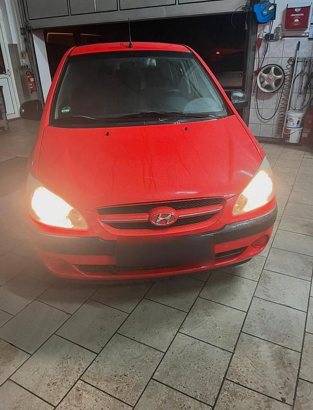 Gebraucht Hyundai Getz 67 PS (49 kW) 2008 Rot Kleinwagen