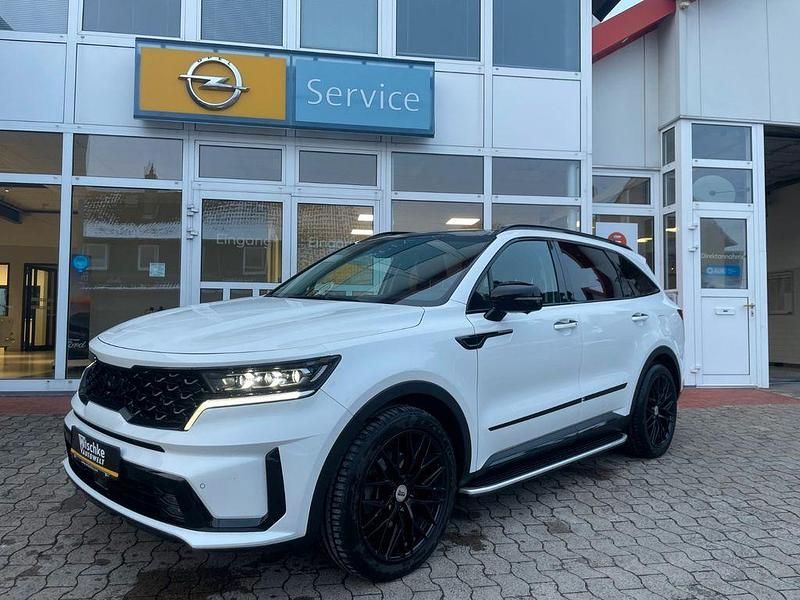 Weiß Gebraucht 2023 Kia Sorento Spirit SUV | 38.990 € (Fairer Preis) - Bild 1/4