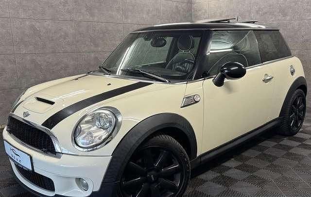 Weiß Gebraucht 2010 Mini Cooper S Kleinwagen | 7.980 € (Fairer Preis) - Bild 1/1