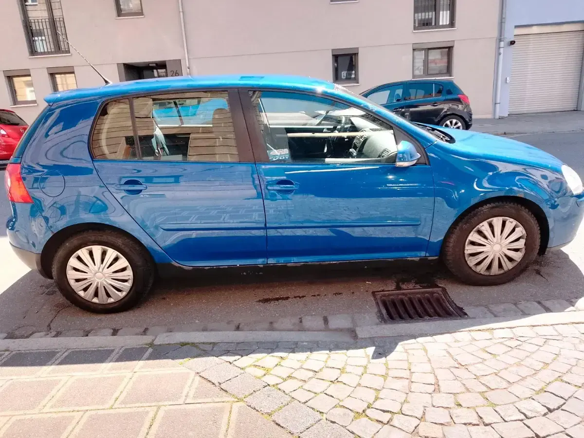 Gebraucht VW Golf IV 102 PS (75 kW) 2005 Blau Limousine