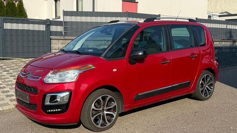 Gebraucht Citroën C3 Picasso Exclusive 99 PS (72 kW) 2016 Rot Van / Kleinbus