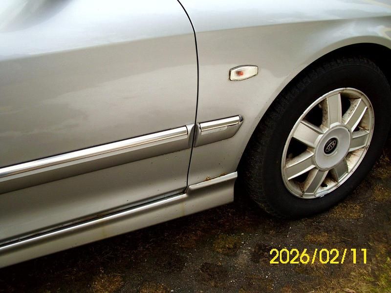 Gebraucht Kia Magentis 169 PS (124 kW) 2002 Grau Limousine