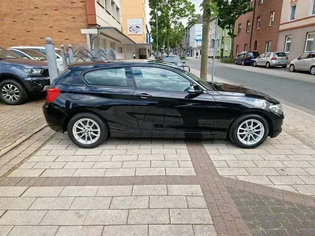 Gebraucht BMW 116 Advantage 120 PS (88 kW) 2016 Schwarz Kleinwagen