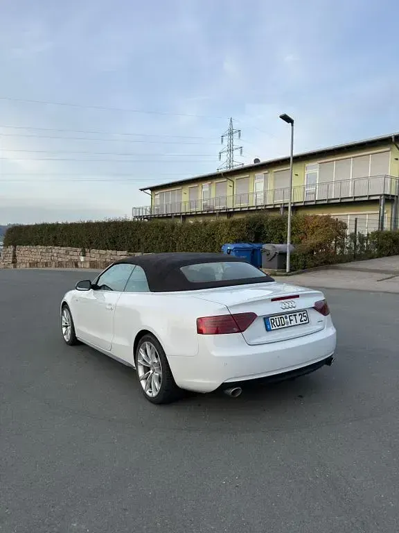 Usata Audi A5 Cabriolet Exclusive 245 CV (180 kW) 2014 Bianco Cabrio