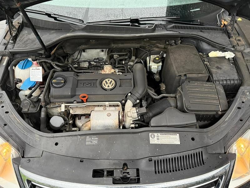 Gebraucht VW Eos 154 PS (113 kW) 2010 Schwarz Cabrio