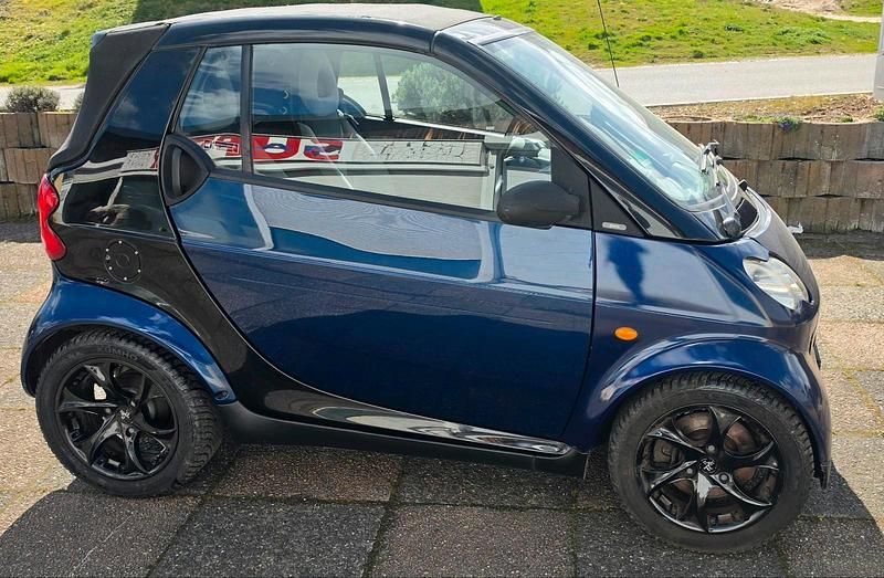 Gebraucht Smart ForTwo Cabrio 61 PS (44 kW) 2004 Blau Cabrio