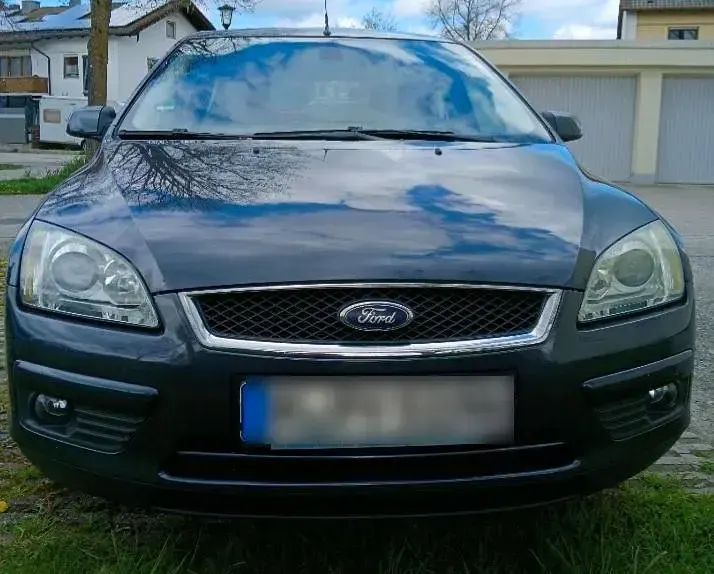 Gebraucht Ford Focus Ghia 125 PS (91 kW) 2007 Blau Kombi