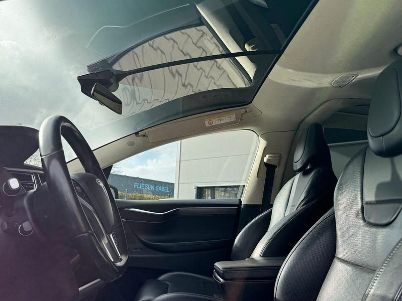 Second-hand Tesla Model X 584 kW (795 CP) 2016 Gri SUV