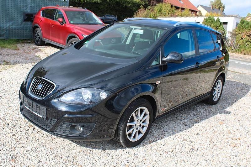 Schwarz Gebraucht 2013 Seat Altea XL Copa Van / Kleinbus | 5.700 € (Fairer Preis) - Bild 1/4