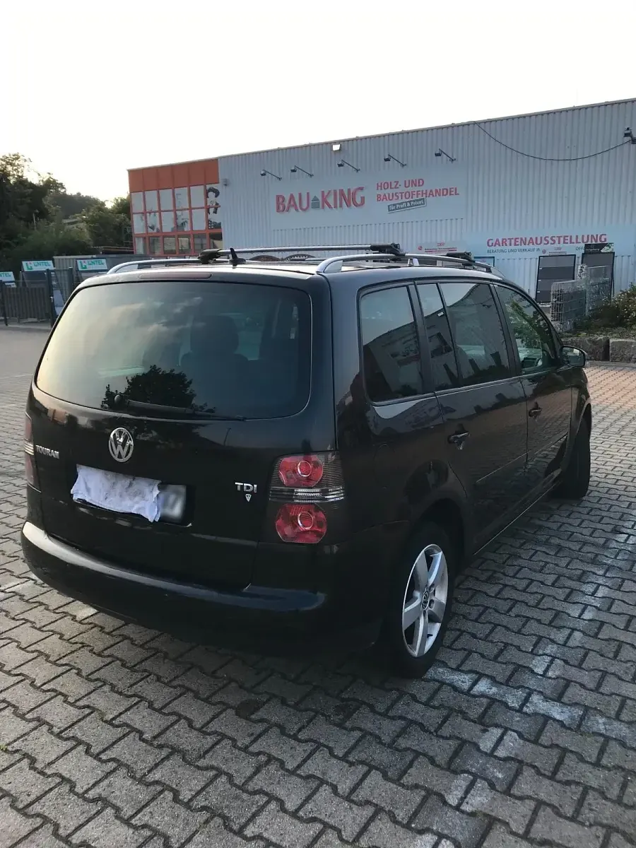 Gebraucht VW Touran 101 PS (74 kW) 2004 Schwarz Van / Kleinbus