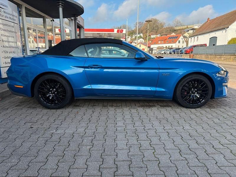 Gebraucht Ford Mustang GT Convertible 449 PS (330 kW) 2021 Blau Cabrio