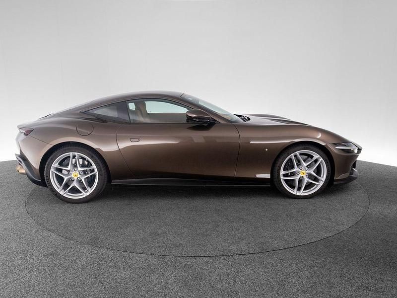 Gebraucht Ferrari Roma 620 PS (456 kW) 2021 Marrone luci di bosco Coupé