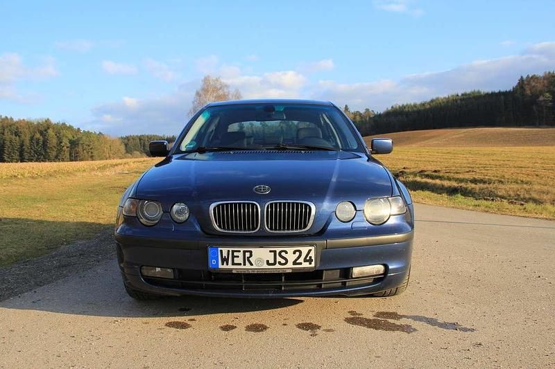 Blau Gebraucht 2004 BMW 318 Compact Lifestyle Kleinwagen | 2.700 € (Fairer Preis) - Bild 1/4