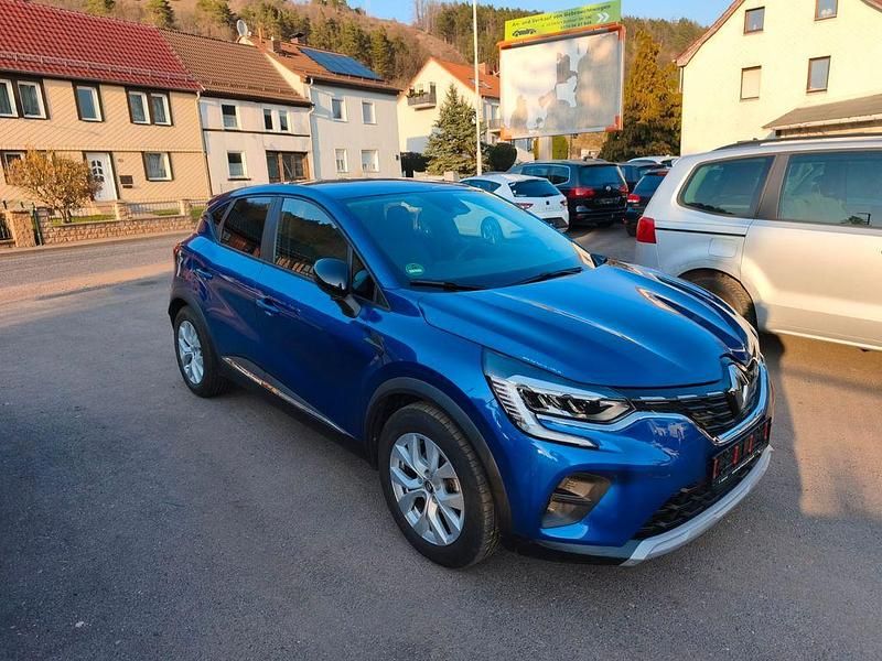 Gebraucht Renault Captur Experience 131 PS (96 kW) 2020 Blau SUV