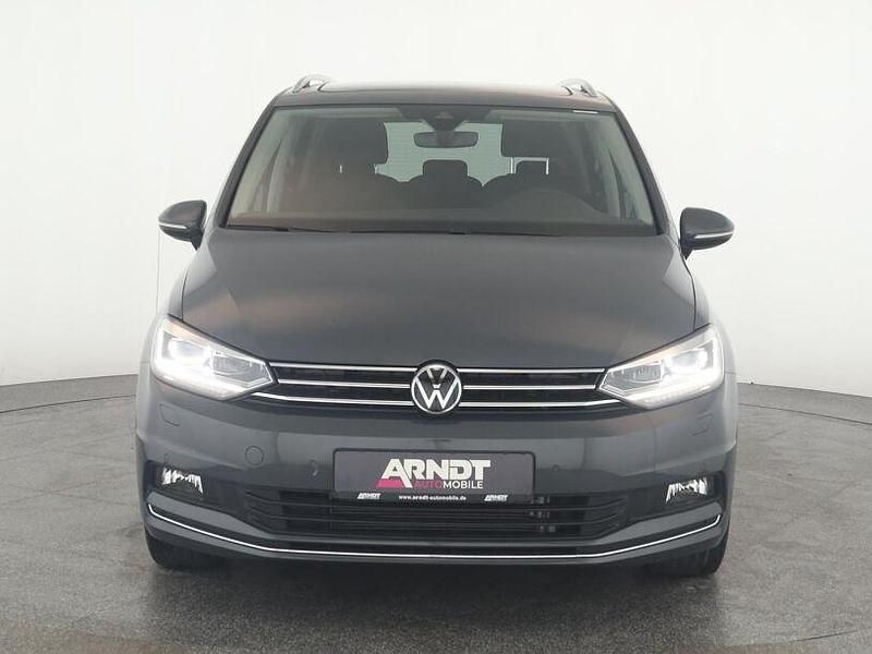 Gebraucht VW Touran Highline 150 PS (110 kW) 2025 Delfingrau Van / Kleinbus