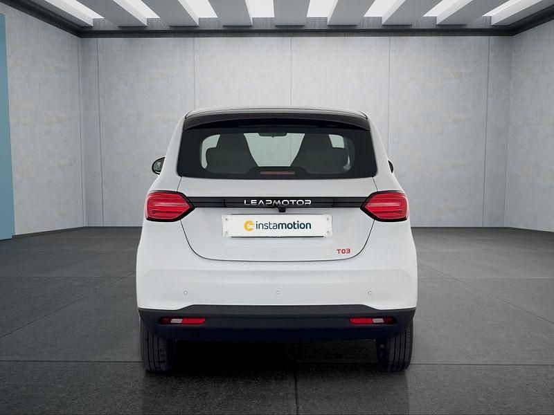 Neu Leapmotor T03 69 kW (95 PS) 2025 Weiß Kleinwagen