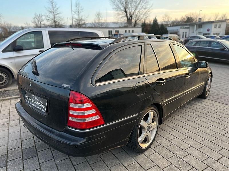 Gebraucht Mercedes C230 Avantgarde 192 PS (141 kW) 2004 Schwarz Kombi