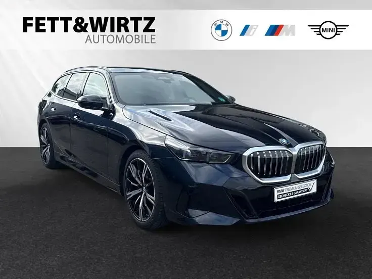 Gebraucht BMW 520 M Sport 197 PS (144 kW) 2025 Kombi