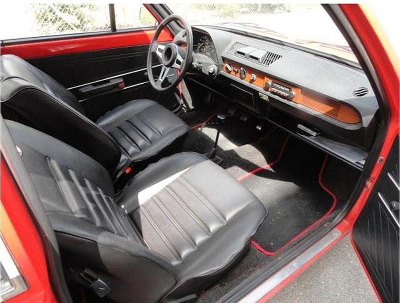 Gebraucht VW Derby 50 PS (36 kW) 1975 Rot Limousine
