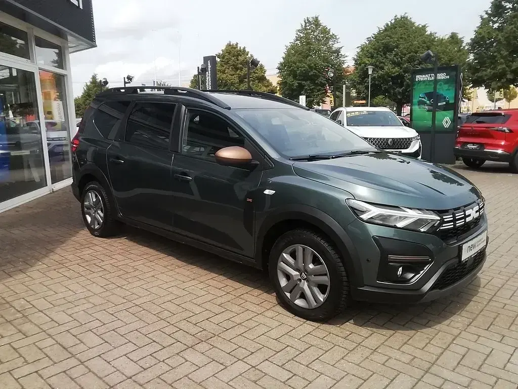 Gebraucht Dacia Jogger Extreme 101 PS (74 kW) 2024 Grün Van / Kleinbus