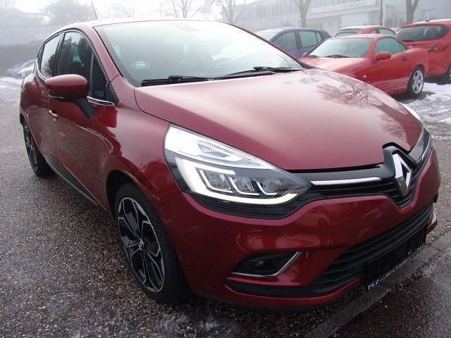 Gebraucht Renault Clio IV Intens 118 PS (86 kW) 2017 Rot intense Limousine