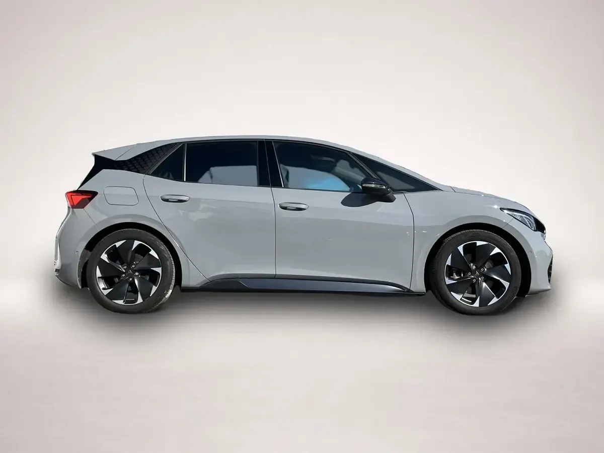 Gebraucht Cupra Born 169 kW (231 PS) 2022 Manufacturer Kleinwagen