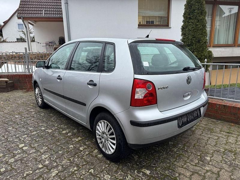 Gebraucht VW Polo Basis 63 PS (46 kW) 2002 Silber Kombi