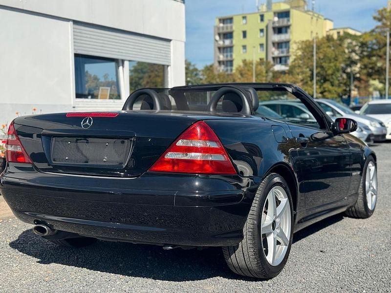 Gebraucht Mercedes SLK200 Edition 163 PS (119 kW) 2002 Schwarz Cabrio